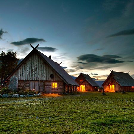 Viking Cabins - Mit Fablab - Solvik Kvalvik  Kültér fotó