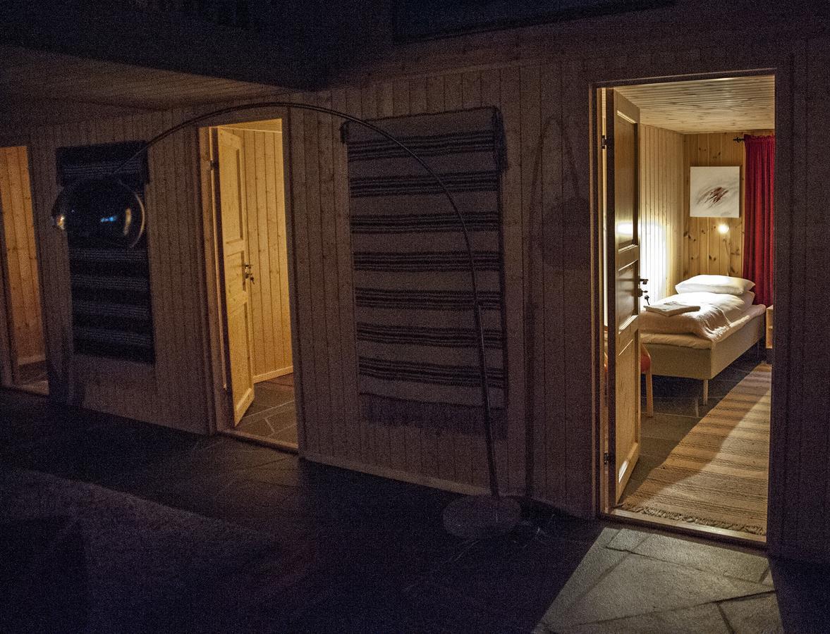Viking Cabins - Mit Fablab - Solvik Kvalvik  Kültér fotó
