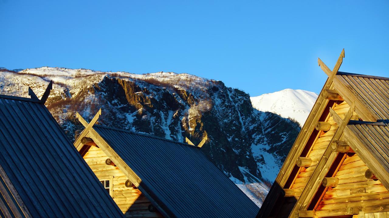 Viking Cabins - Mit Fablab - Solvik Kvalvik  Kültér fotó